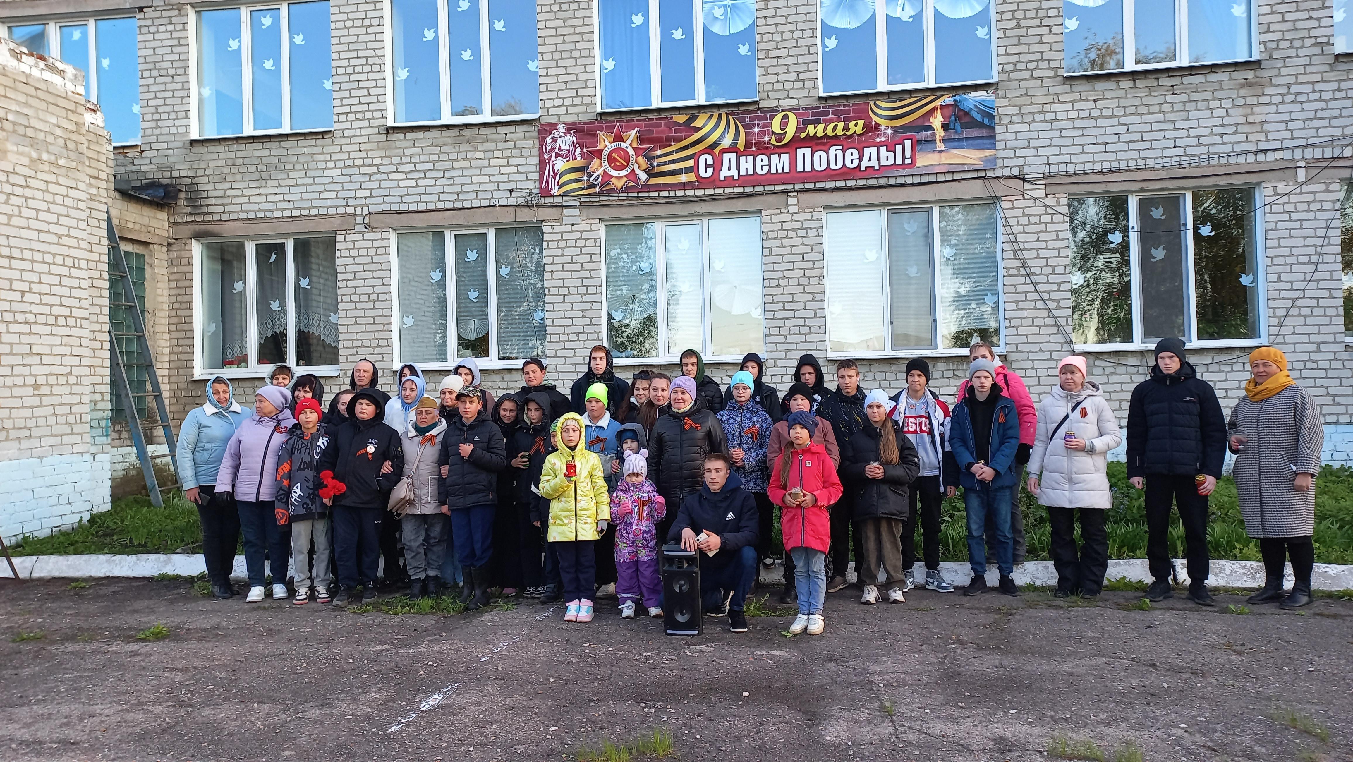 Акция &quot;Зажги свечу памяти&quot; в селе Урено-Карлинское.